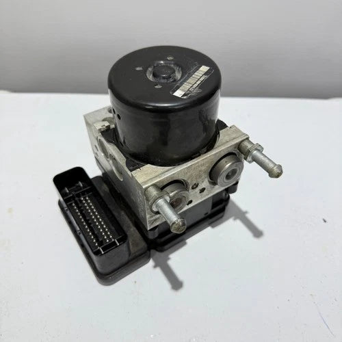 Bomba y módulo ABS 2010-2012 Ford Fusion FWD