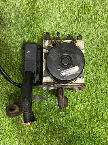 Bomba y módulo ABS 2012-2013 Mazda 3 y BFD2-437AZ