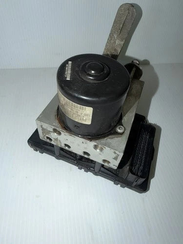Bomba ABS 2000-2002 Mercedes-Benz clase c A2035451632