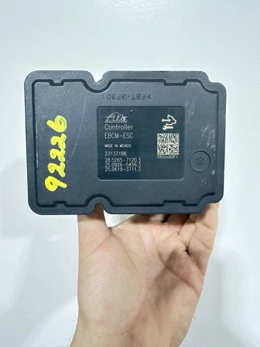 Bomba y módulo ABS 2011-2016 Cadillac SRX 23133806