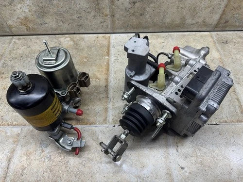 Servofreno ABS 2011-2014 Lexus CT200H 47210-76040