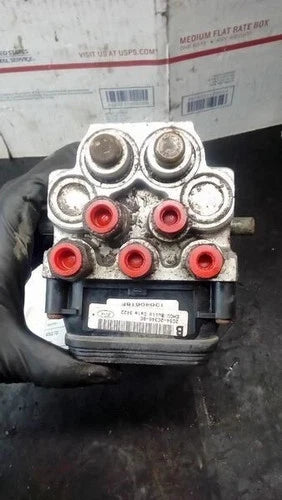 Bomba ABS 2002-2005 Ford Excursion