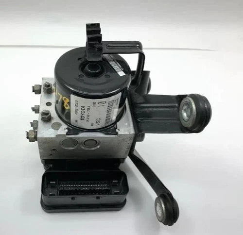 Bomba y módulo ABS 2010-2011 Toyota Tundra