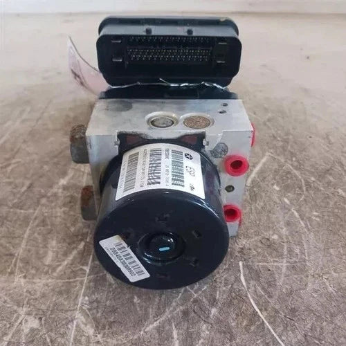 Bomba y módulo ABS 2009-2010 Chrysler Town & Country