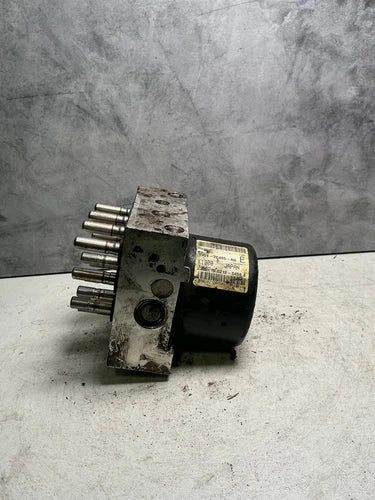 Bomba y módulo ABS 2009-2013 Mazda 3 8V61-2C405-AG