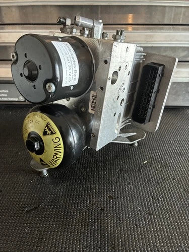 Bomba y módulo ABS 2003-2008 Mercedes-Benz R230 SL55 AMG SBC