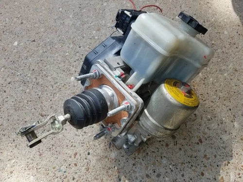 Cilindro maestro y servofreno ABS 2006 a 2010 Hummer H3