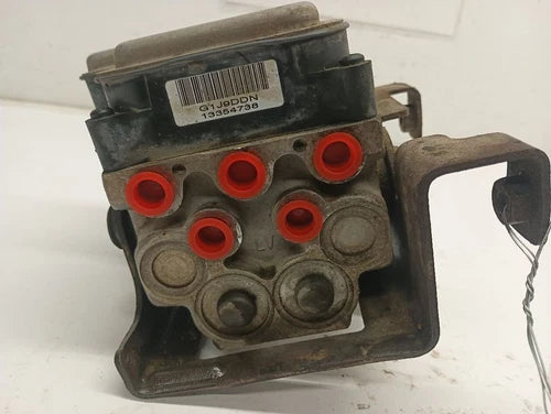 Bomba y módulo ABS 2003-2005 Chevrolet Avalanche Silverado 1500