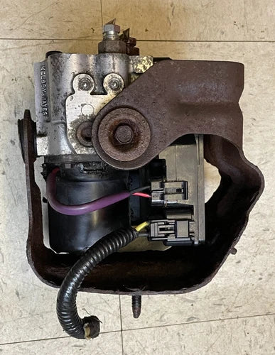 Bomba y módulo ABS 1999-2002 Ford E-250 Econoline