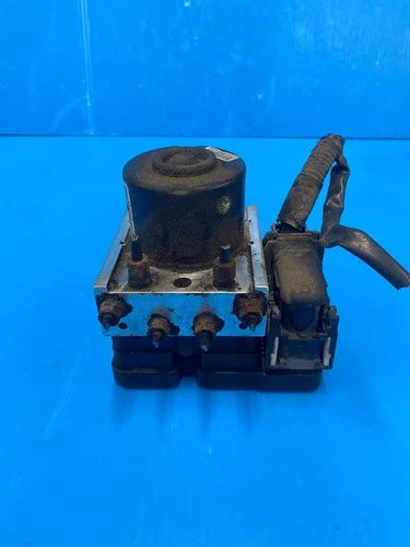 Bomba y módulo ABS 2010 2011 Mazda 3 8V61-2M110-AE