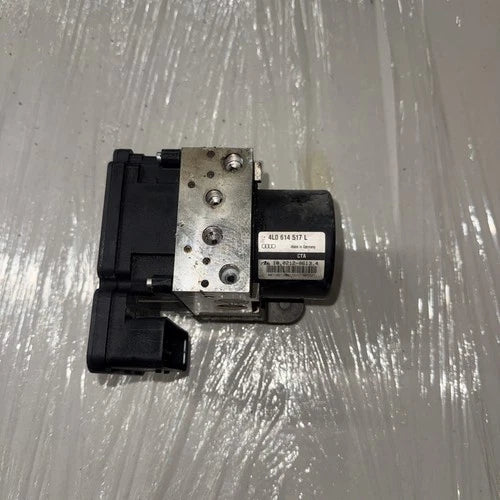 Bomba y módulo ABS 2013-2015 Audi Q7 4L0614517L