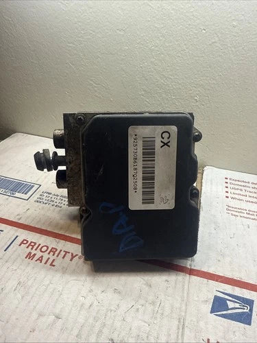 Bomba y módulo ABS 2007 GMC Yukon freno y 15905730