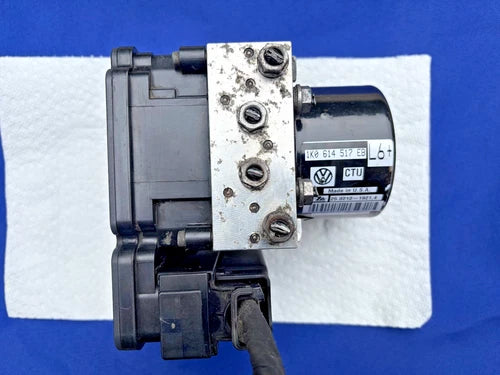 Bomba y módulo ABS 2012-2014 Volkswagen Jetta controlador 1K0614517EB