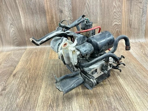 Servofreno ABS motor RX450H Toyota Highlander híbrido