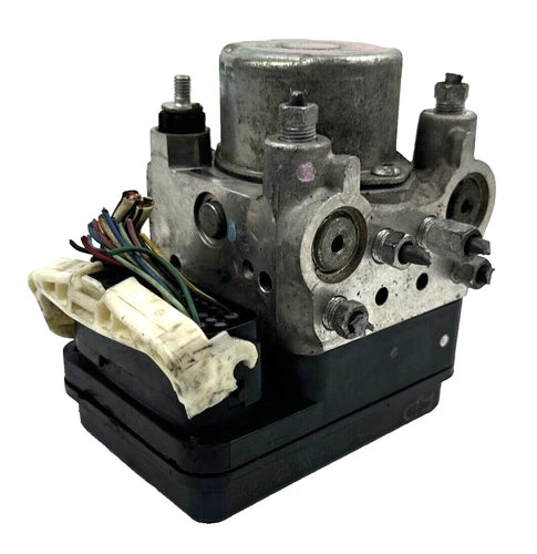 Bomba y módulo ABS 2005-2010 Scion tc 4451021080 819-7B8