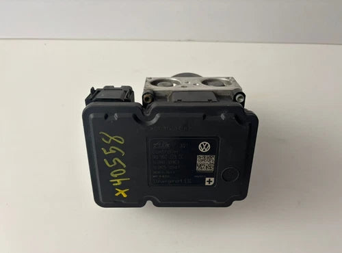 Bomba y módulo ABS 2016-2019 Volkswagen Jetta Passat 1K0614517EJ