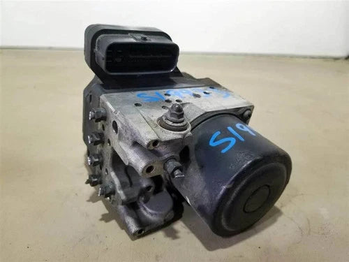 Bomba y módulo ABS 2004-2005 Toyota Rav4 4X4 sin bloqueo